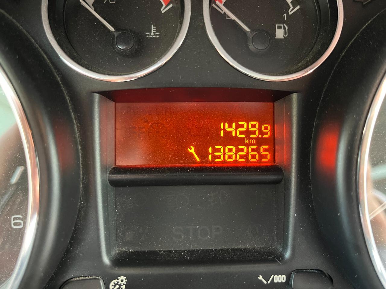 Peugeot 308 1.6 HDi 110CV SW Ciel Tecno