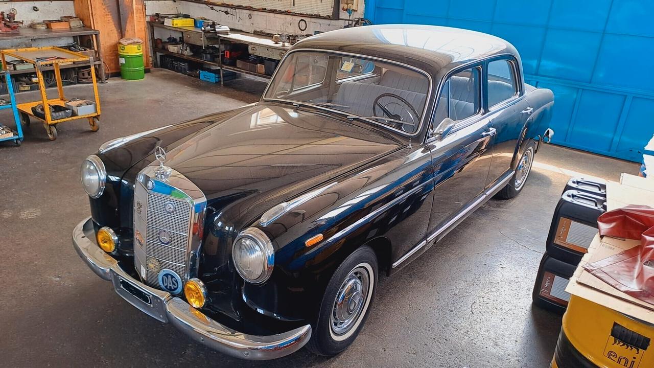 Mercedes 190 PONTON 6 cilindri