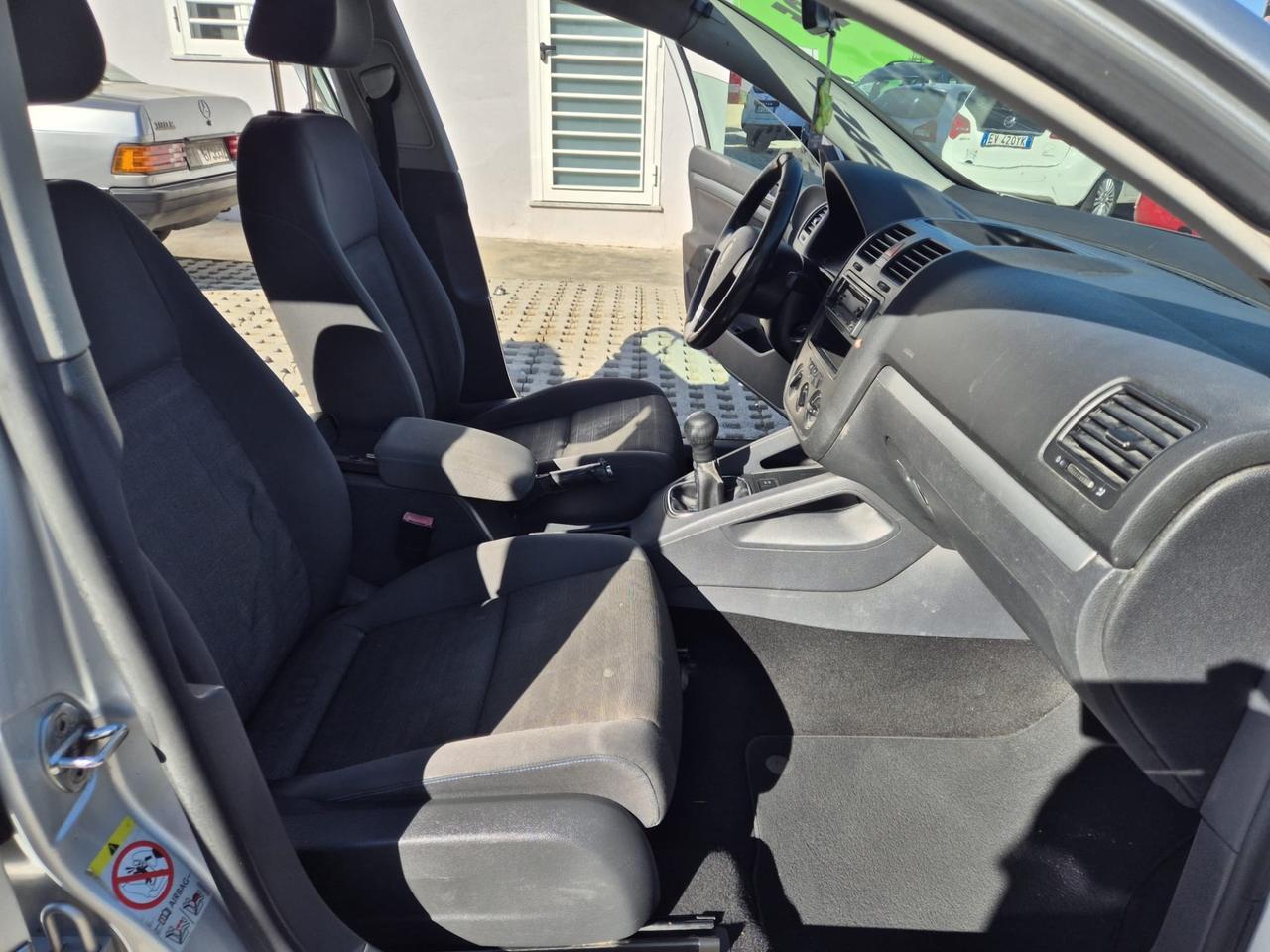Volkswagen Golf 1.6 5p. Comfortline