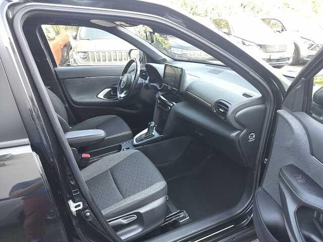 Toyota Yaris Cross 1.5 Hybrid 5p. E-CVT Trend