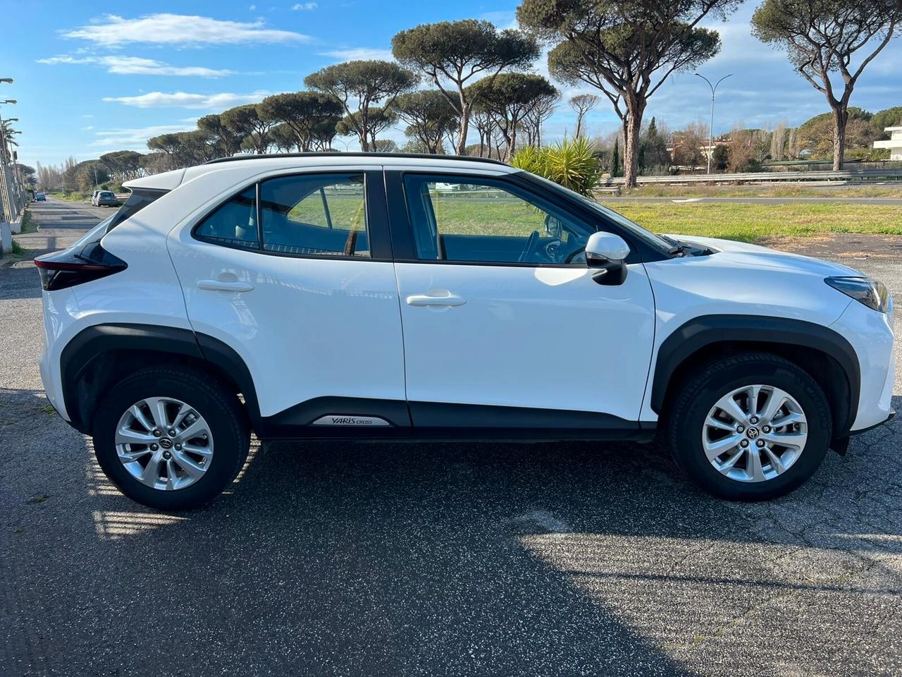 Toyota Yaris Cross 1.5 Hybrid 5p. E-CVT Business