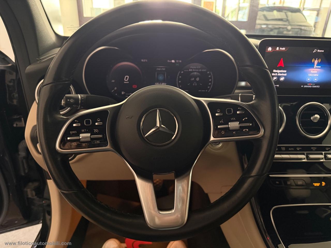 MERCEDES-BENZ GLC 300 de 4M Plug-in hyb. Coupé Sport PELLE - FARI LED FULL!!