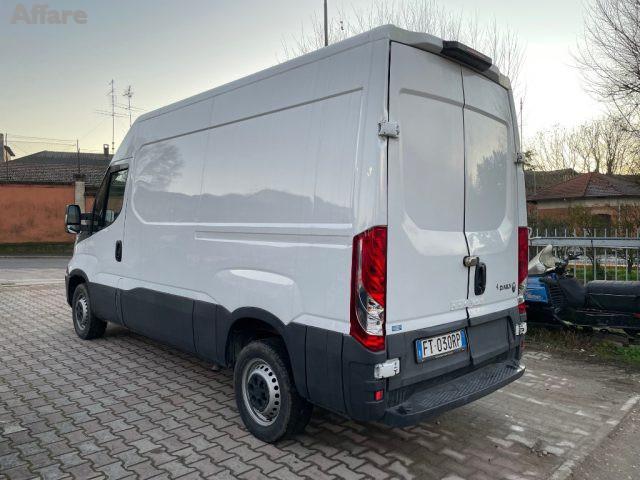 IVECO Daily 33S12V 2.3 HPT PM-TM Furgone