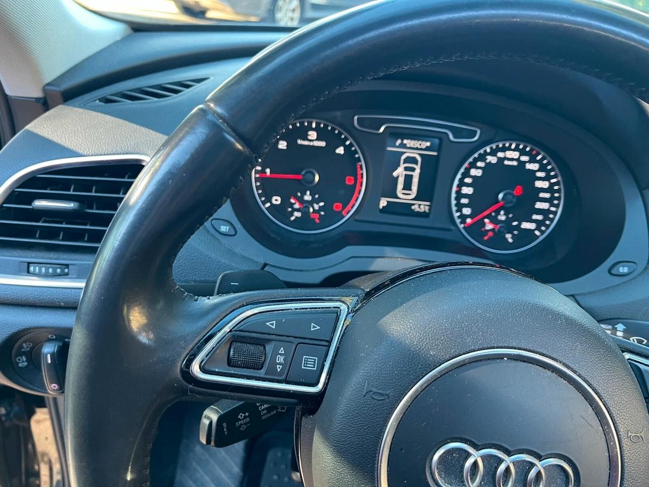 Audi Q3 2.0 TDI quattro Advanced S TRONIC - TETTO