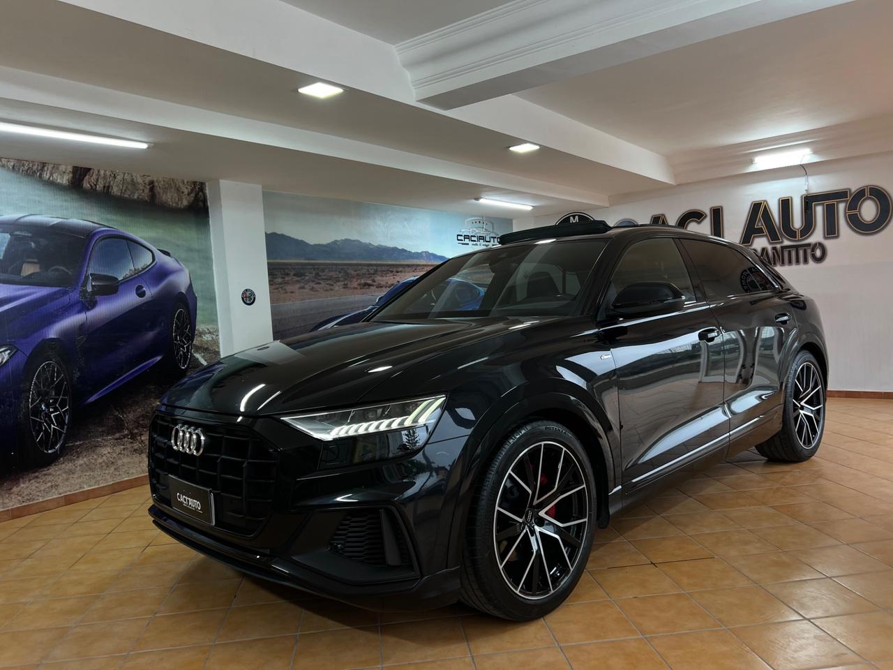 Audi Q8 50 TDI 286 CV quattro tiptronic Sport S line total black full optional