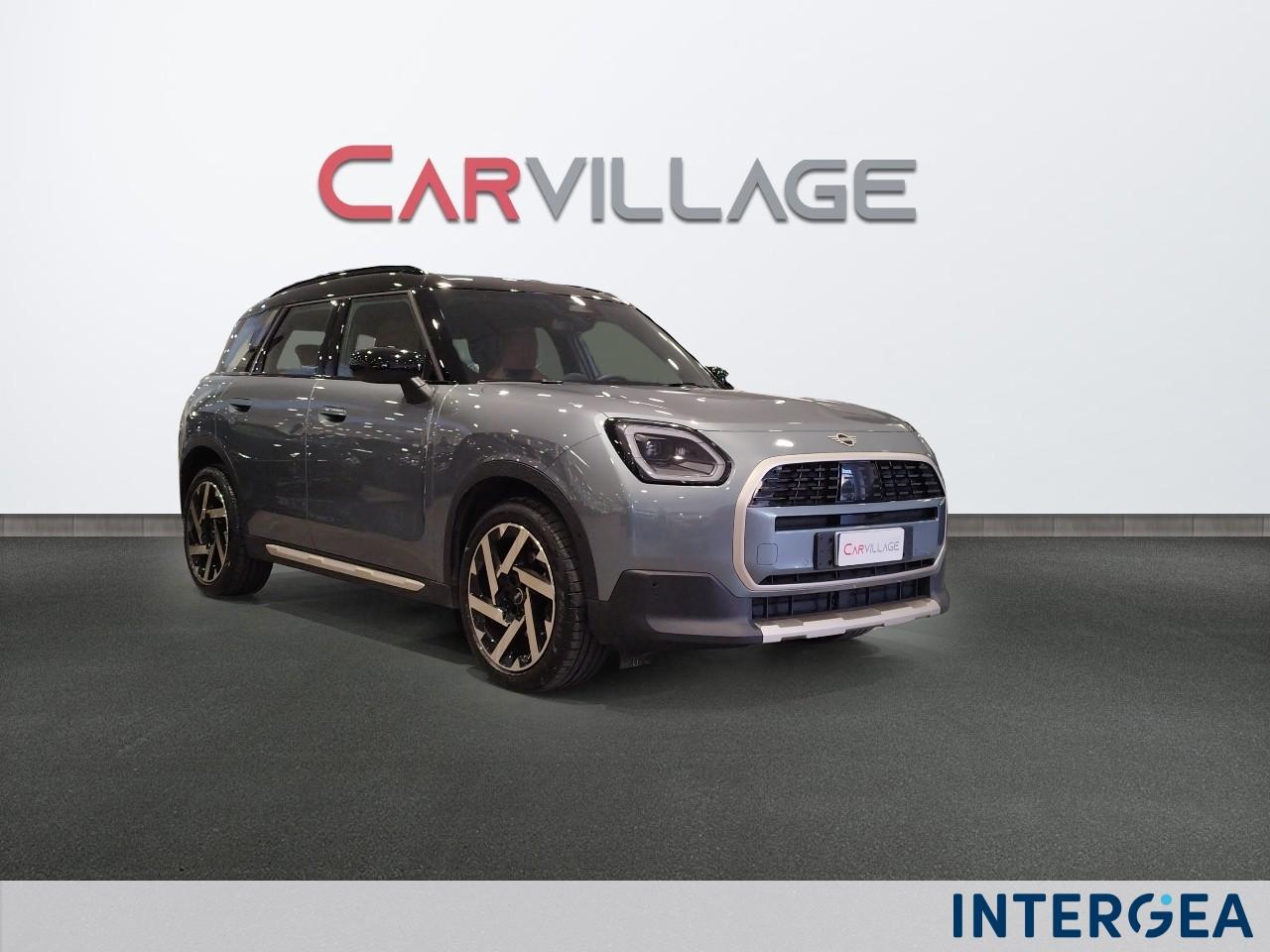MINI Mini Countryman 2.0 48V D Favoured auto
