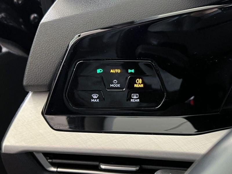 Volkswagen Golf Golf 1.0 etsi evo Life 110cv dsg