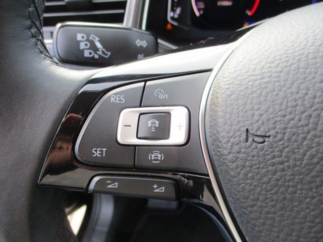 VOLKSWAGEN T-Roc 1.6 TDI Style - CarPlay/Display/CruiseAdattivo