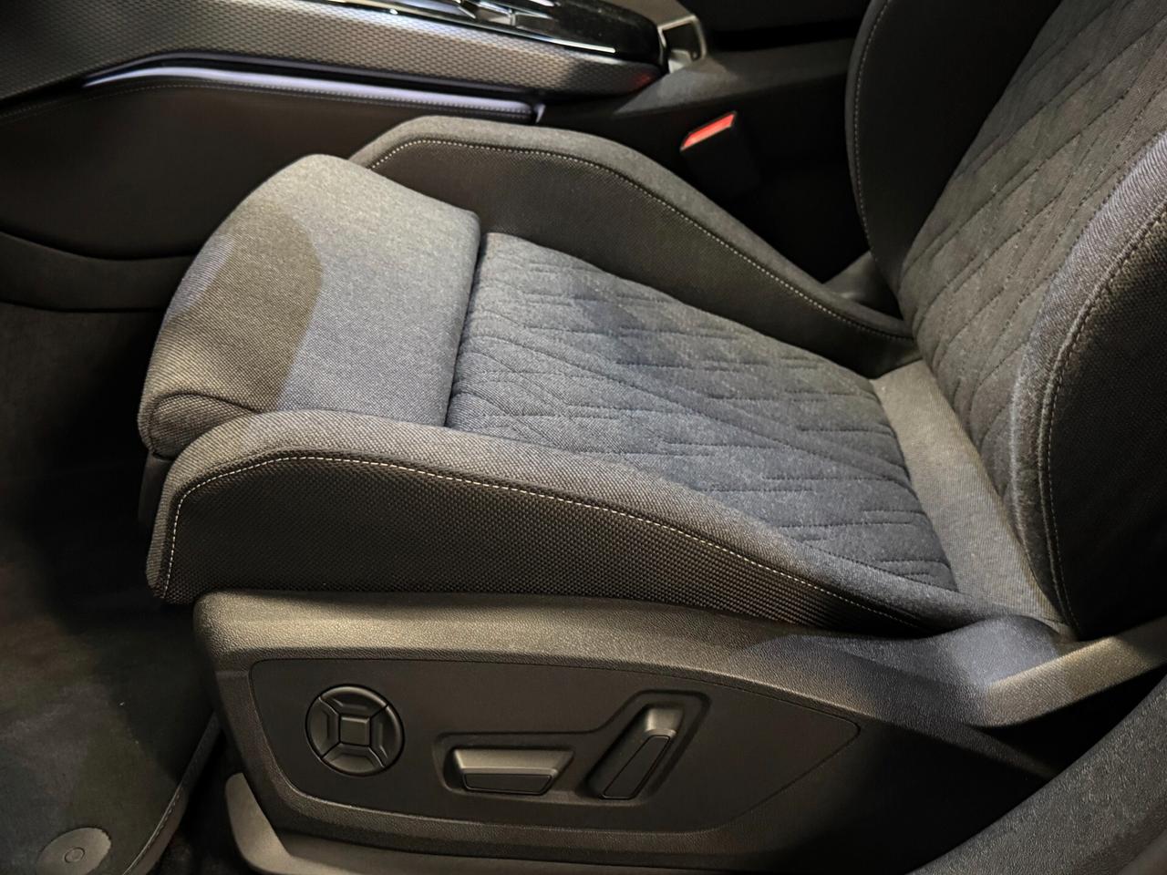 Audi A5 Avant TDI 150kW mHEV+ S tronic Quattro Launch edition one