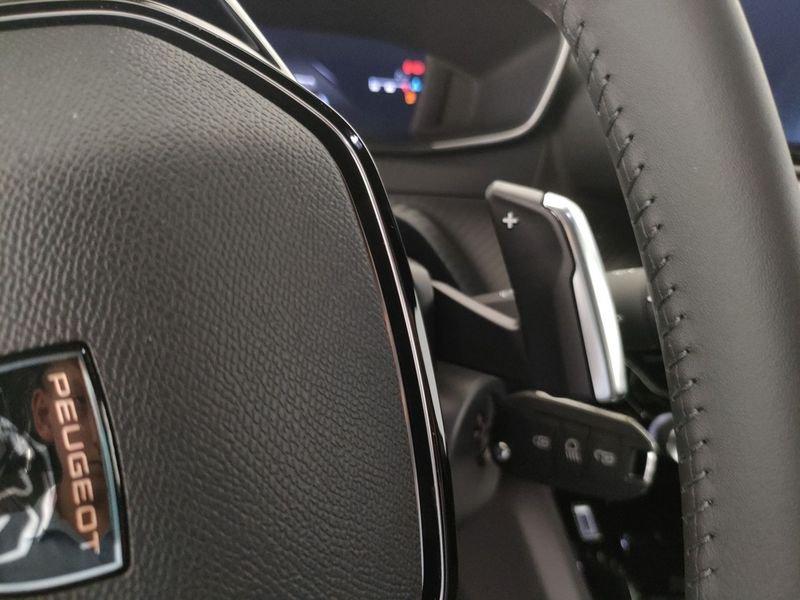 Peugeot 2008 2008 Hybrid 145 e-DCS6 Allure