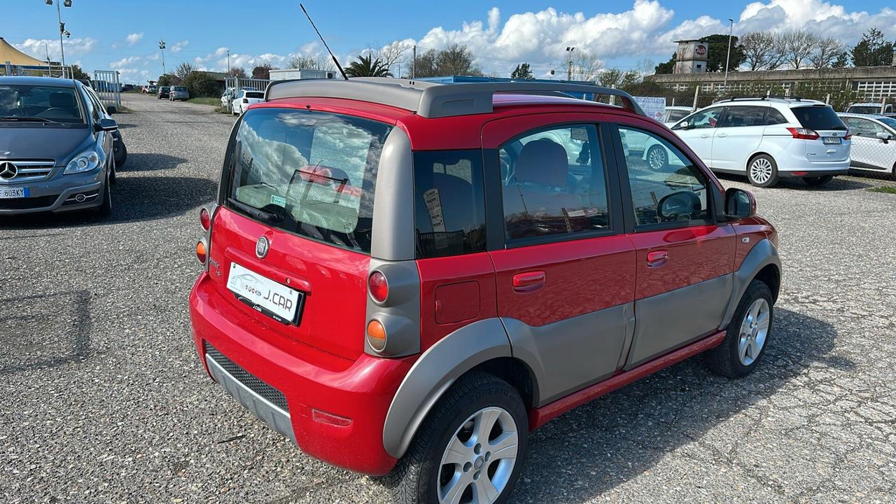 Fiat Panda 1.3 MJT 16V 4x4 Cross