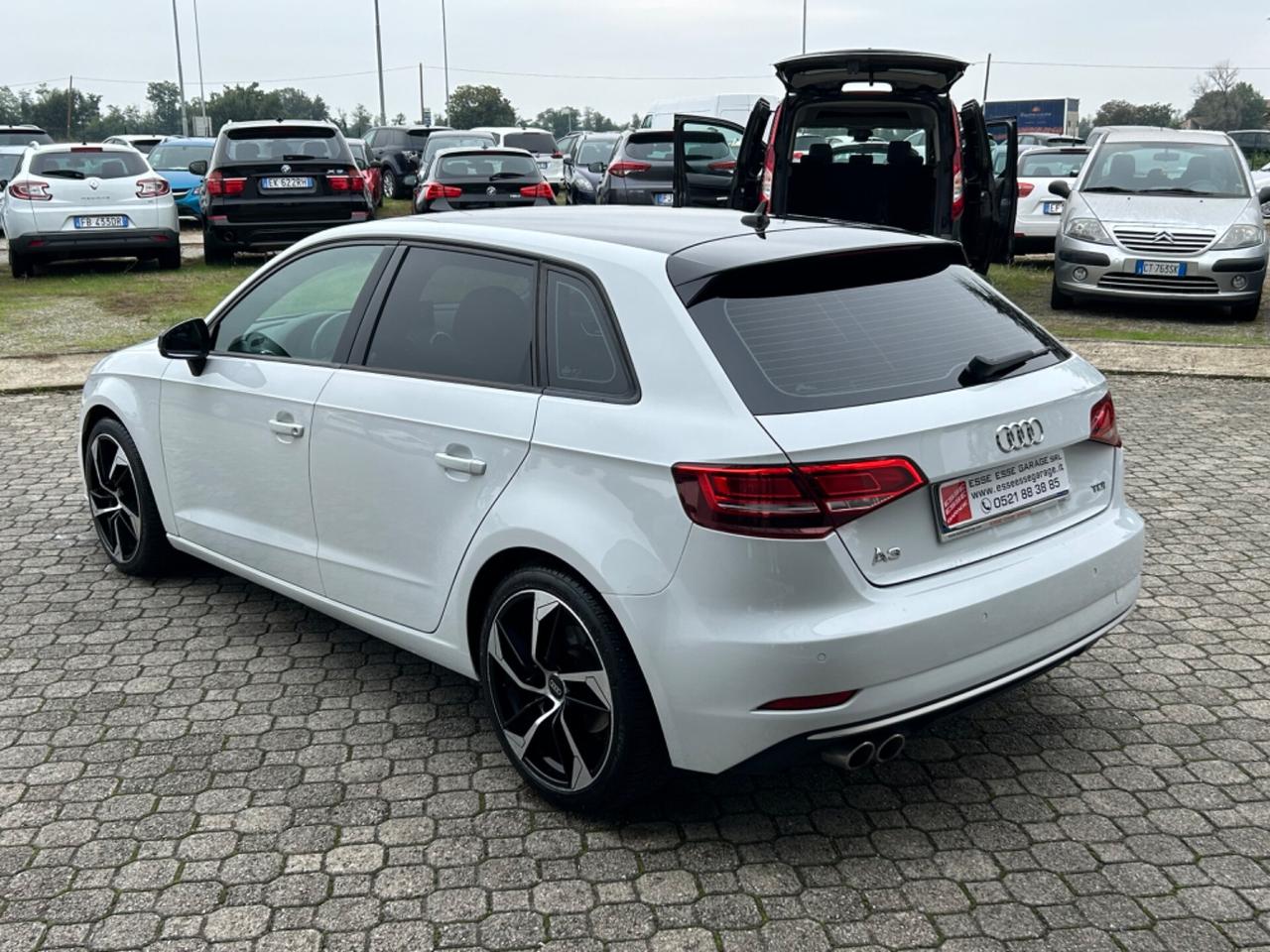 Audi A3 SPB 2.0 TDI S tronic| CERCHI 18 | LED