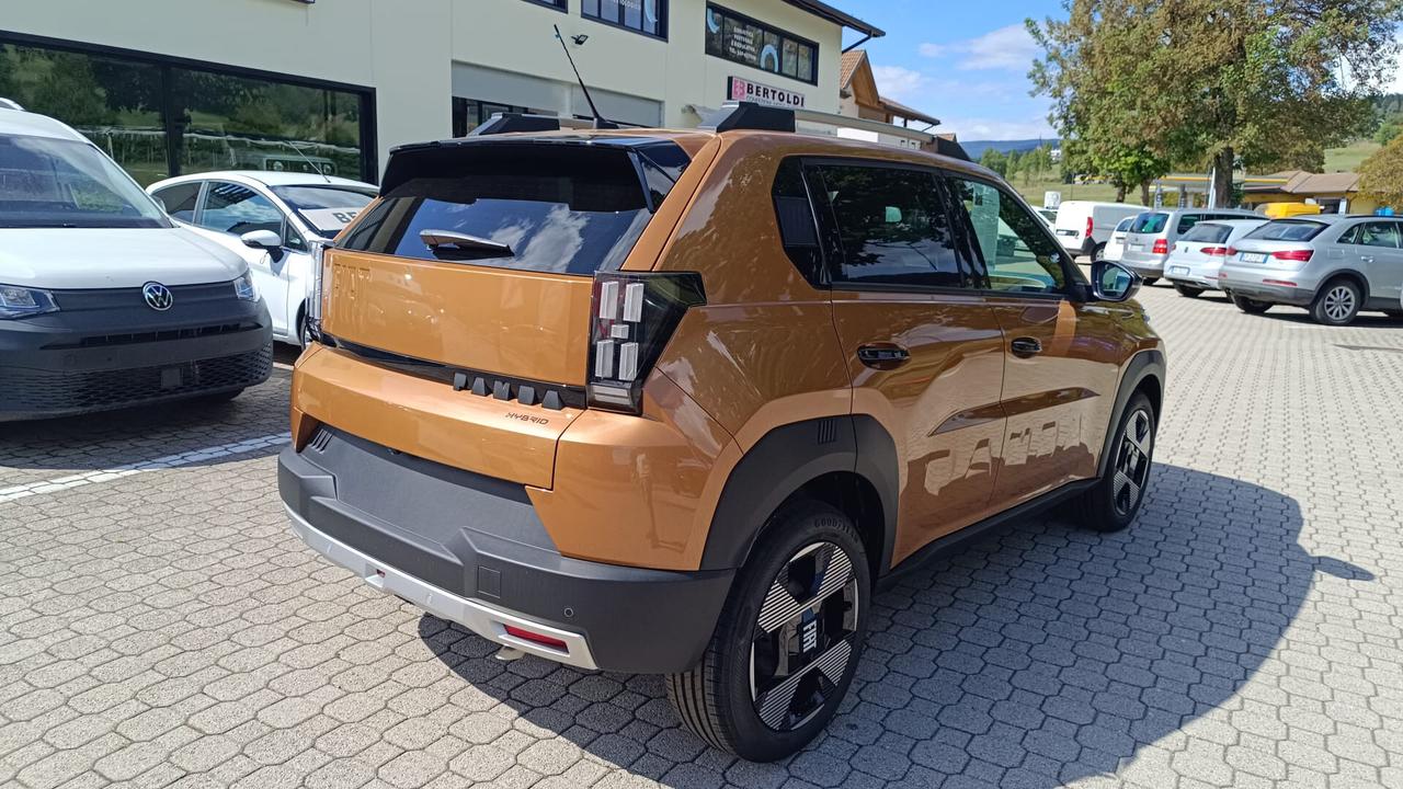 FIAT GRANDE PANDA IBRIDA LA PRIMA