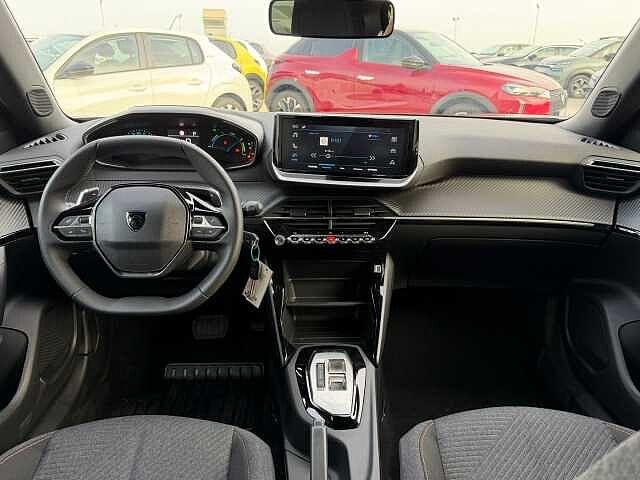 Peugeot 2008 Hybrid 136 e-DCS6 Style