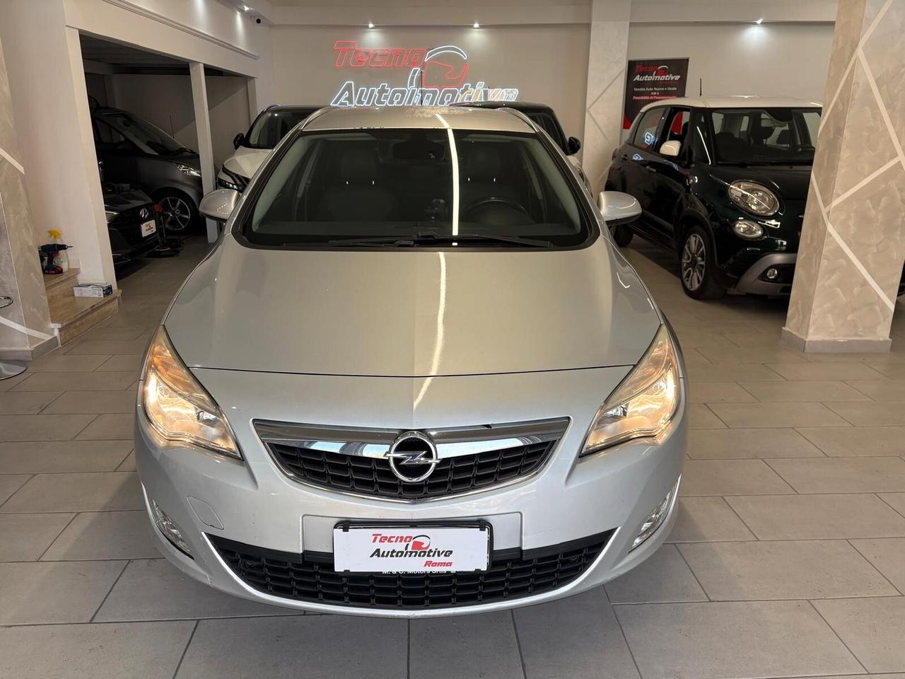 Opel Astra 1.7 CDTI 110CV Sports Tourer Cosmo