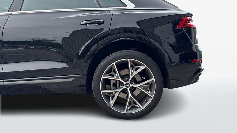 Audi Q8 50 3.0 V6 TDI mHEV quattro tiptronic