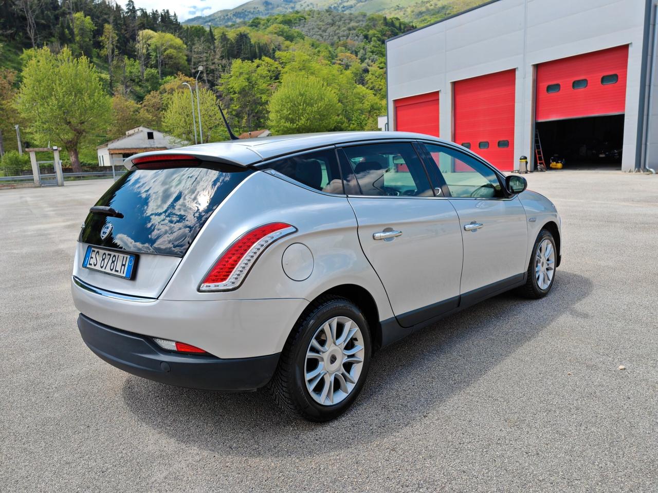 Lancia Delta 1.6 MJT DPF Gold