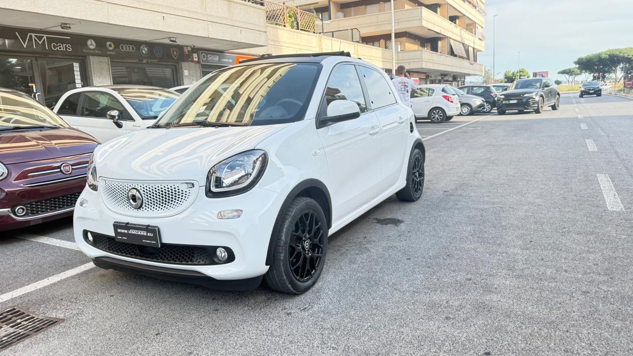 Smart ForFour 90 0.9 Turbo twinamic Passion CABRIO LED NAVI KAMERA CERCHI 16 PDC BLUETOOTH PACK SPORT