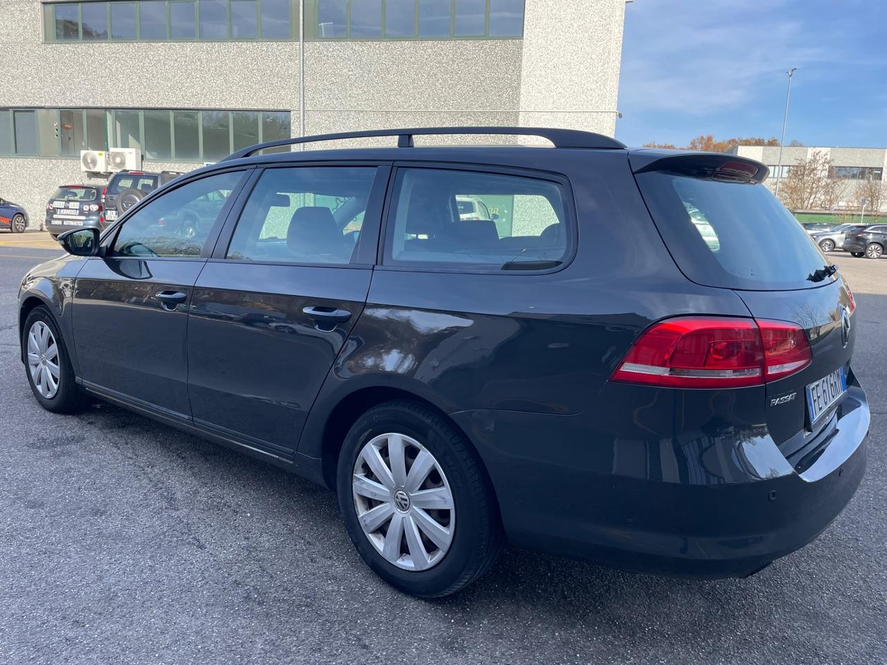 Volkswagen Passat 1.6 TDI Comfortline*Neopatentati*Grandinata*
