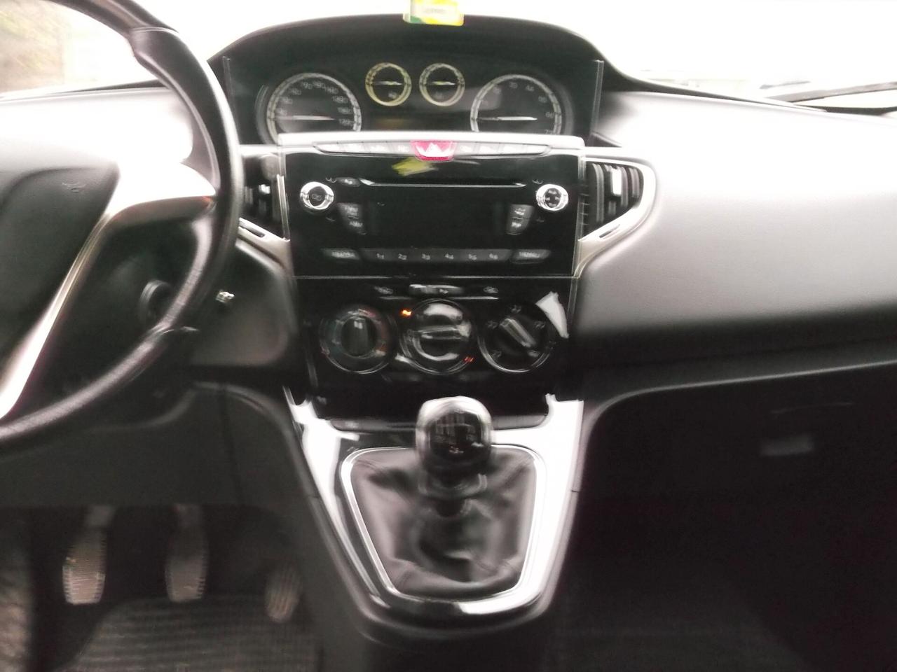 Ypsilon 1.0 Turbo Metano Neopatentati 2014