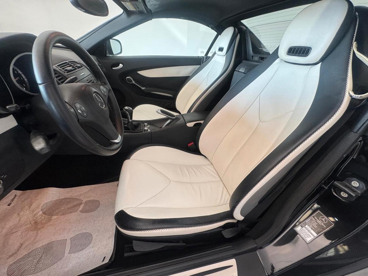 Mercedes-benz SLK 200 Kompressor 2LOOK EDITION
