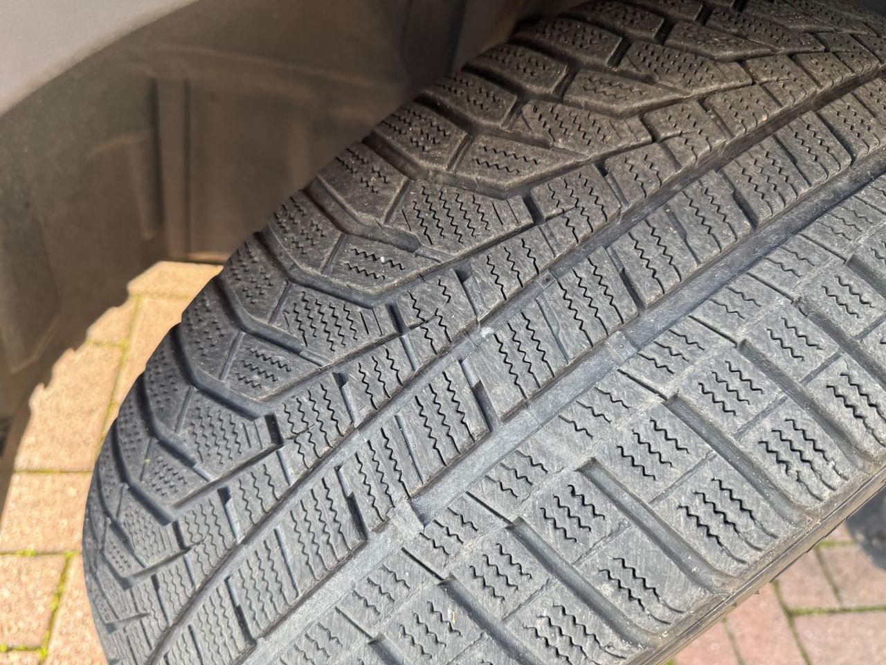 Mercedes-Benz GLA 200 Premium GLA 200 D TET #9904