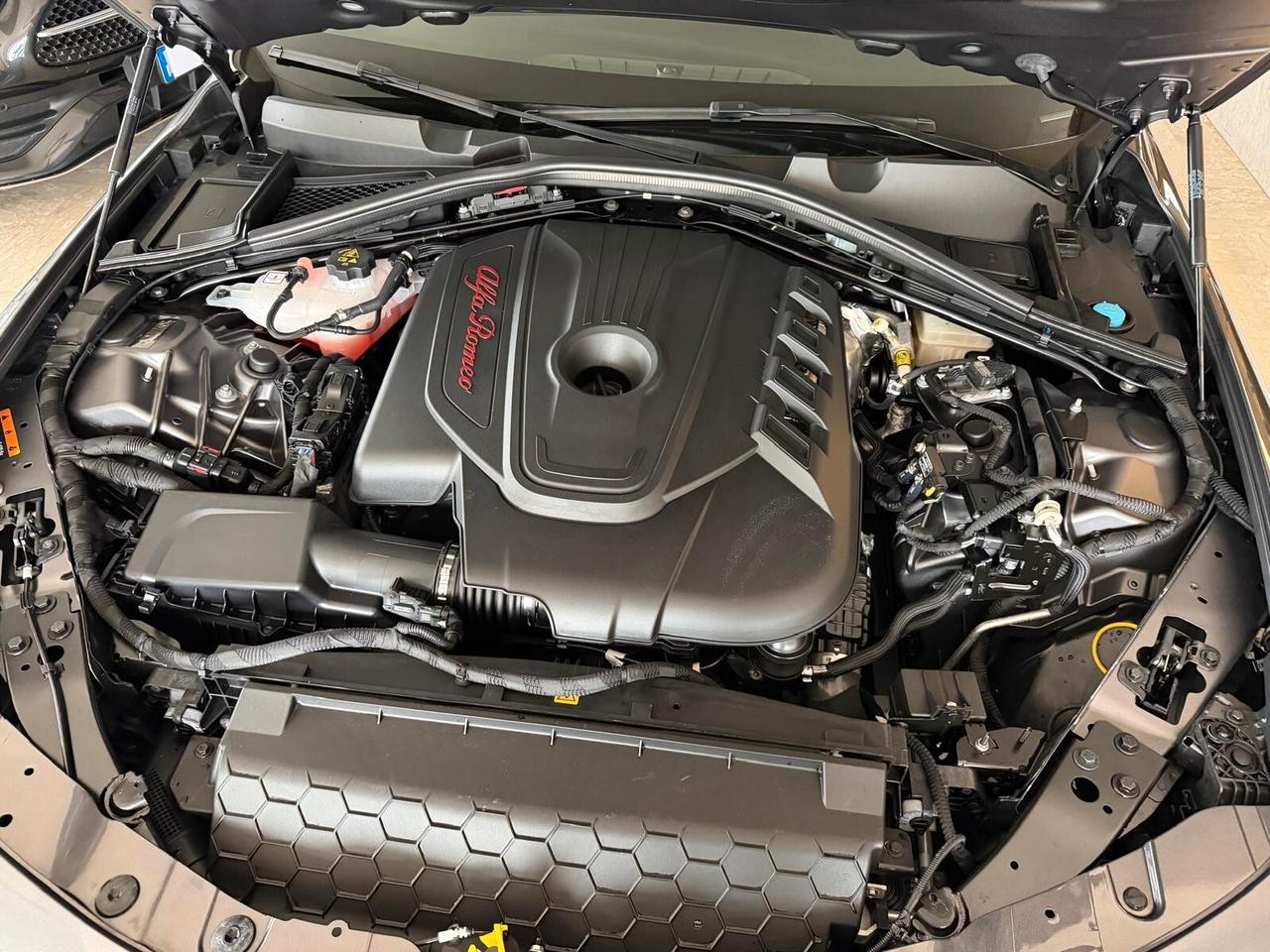 Alfa Romeo Giulia 2.2 TURBODIESEL 160 cv. AT8 SUPER BUSINESS