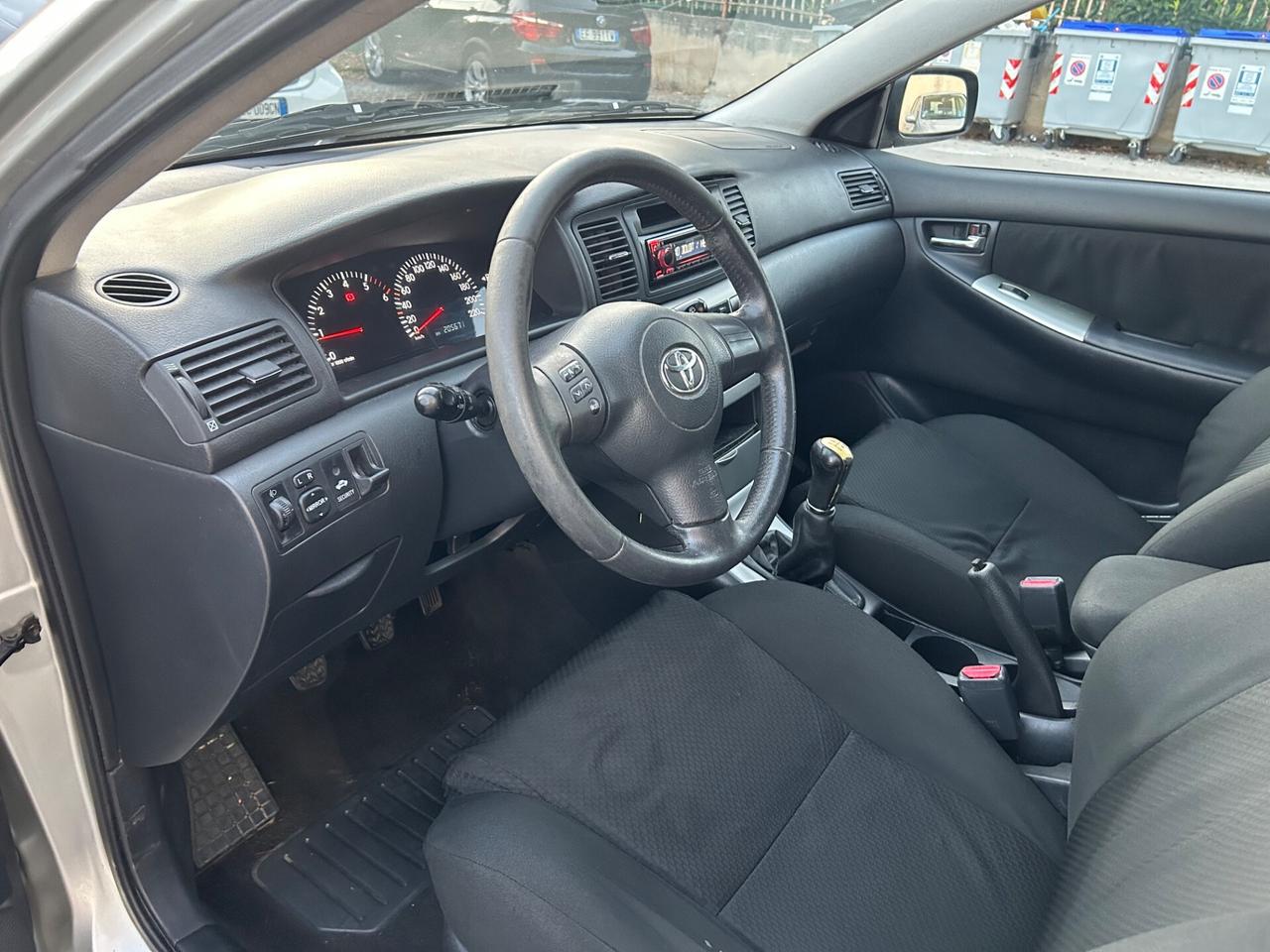 Toyota Corolla 2.0 16V D-4D 5 porte Sol