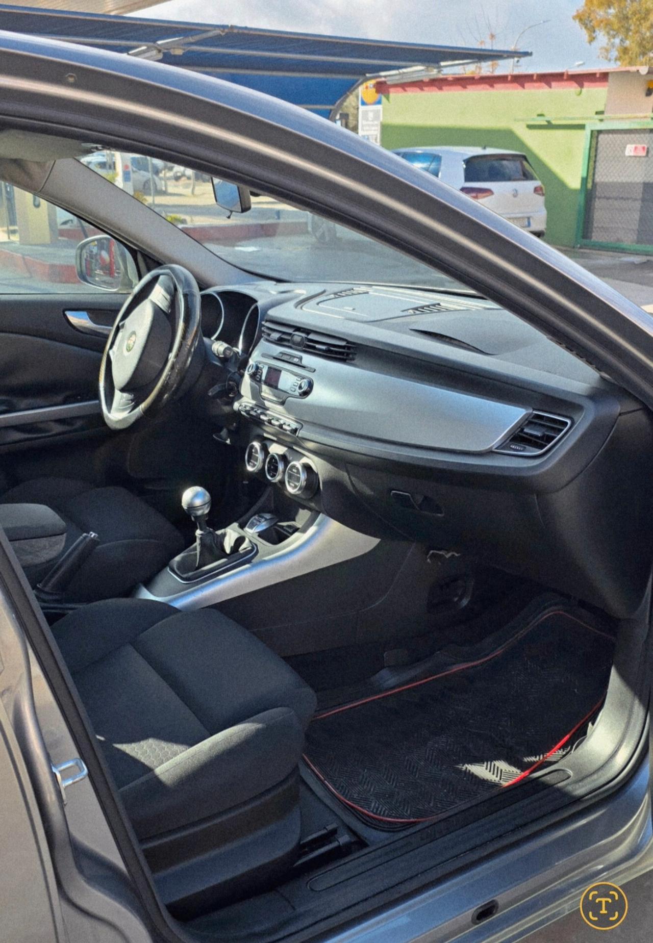 Alfa Romeo Giulietta 1.4 Turbo 120 CV GPL Distinctive