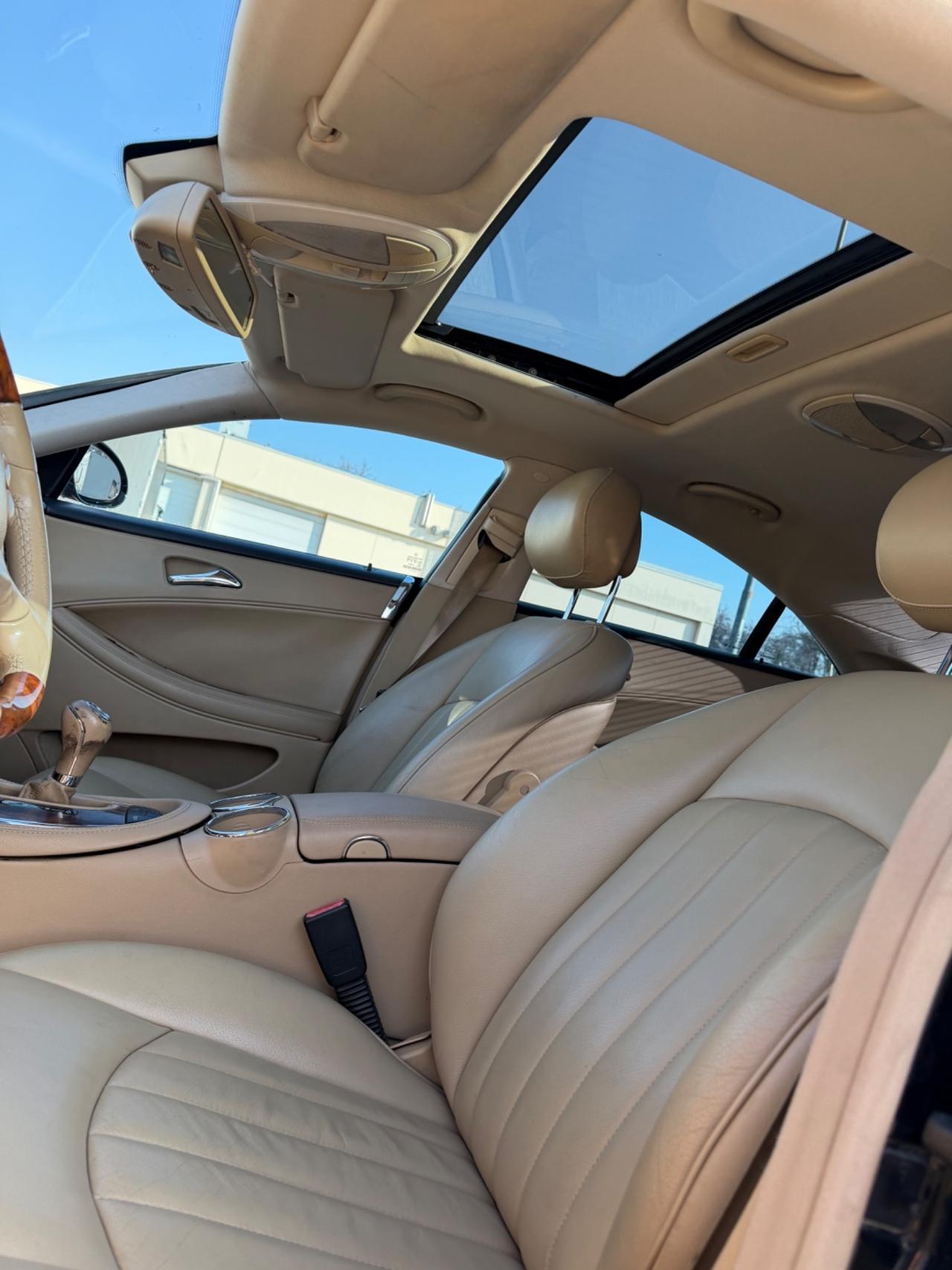 Mercedes-benz CLS 500