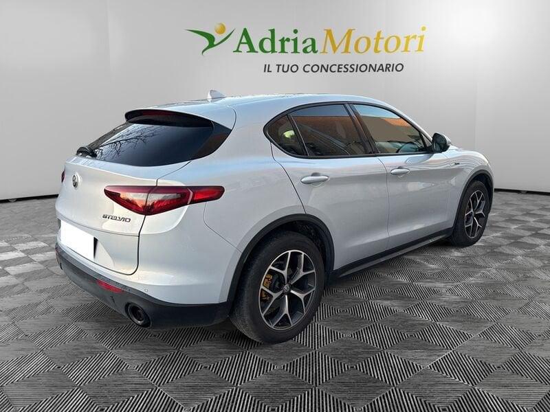 Alfa Romeo Stelvio 2.2 Turbodiesel 190 CV AT8 Q4 Sprint