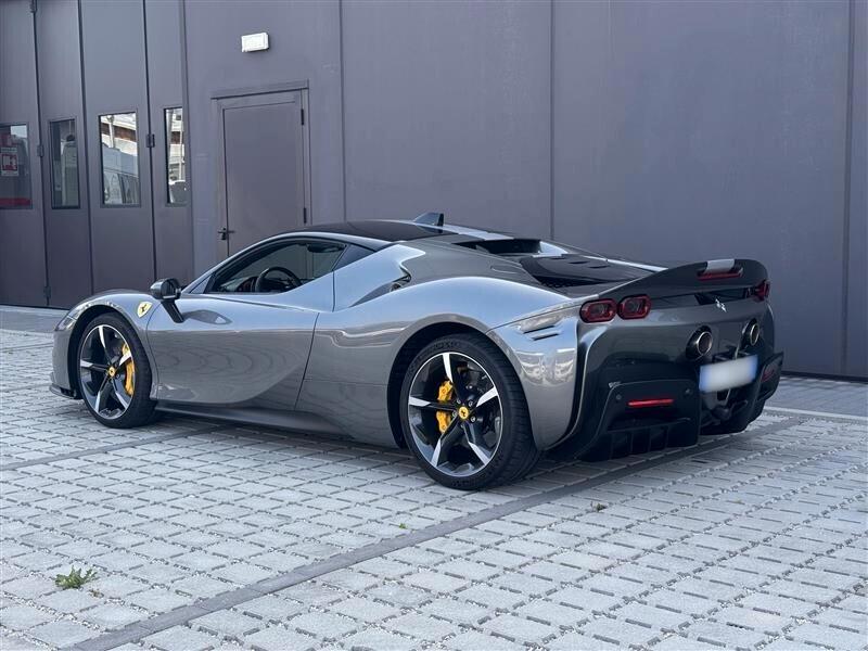 Ferrari SF90 Stradale