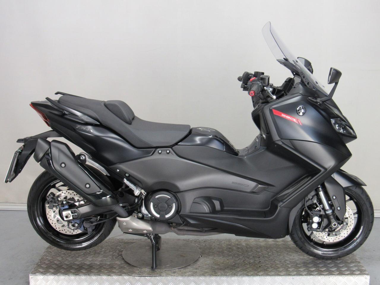Yamaha TMAX 560 ABS