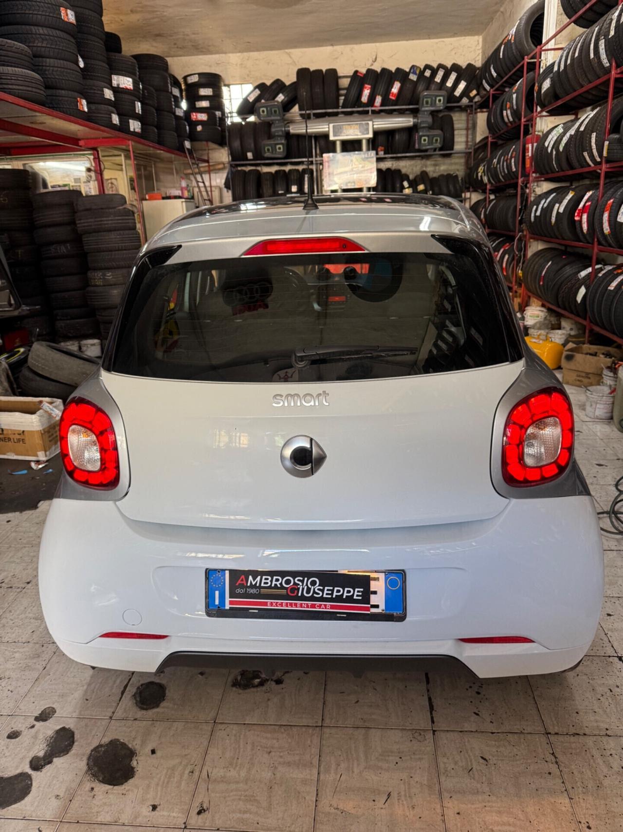 SMART FORFOUR SUPER PASSION 18000 KM