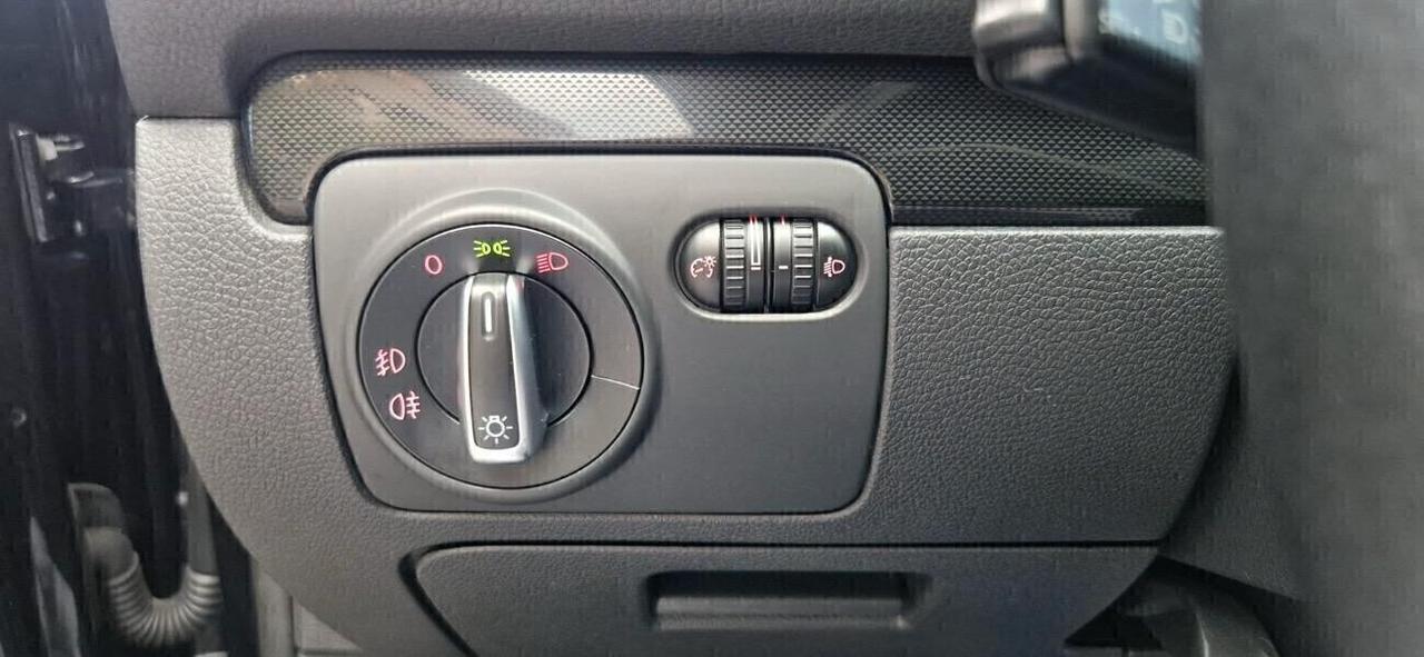 Volkswagen Golf 1.6 TDI 105Cv Comfortline 07/2011