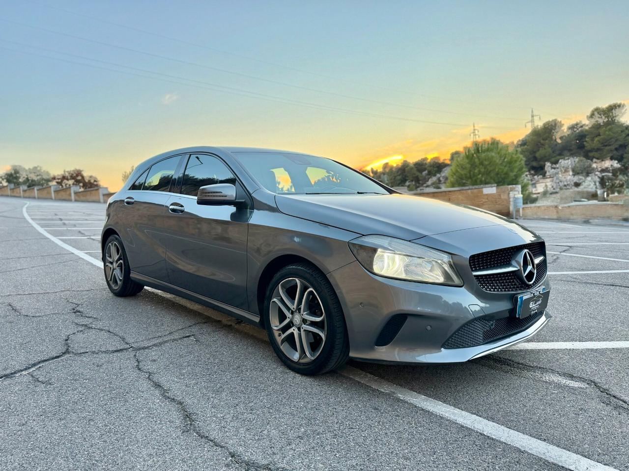 Mercedes A180 Sport/1.5 110 CV/KEYLESS/CAMERA/AMBIENT LIGHTS