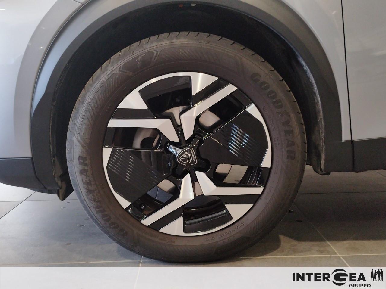 PEUGEOT 2008 1.2 puretech Allure s&s 100cv