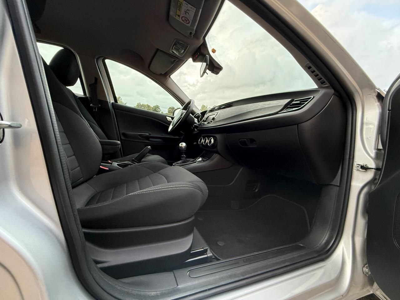 Alfa Romeo Giulietta/1.6 120CV/LED/CERCHI 17"/NEOPATENTATI