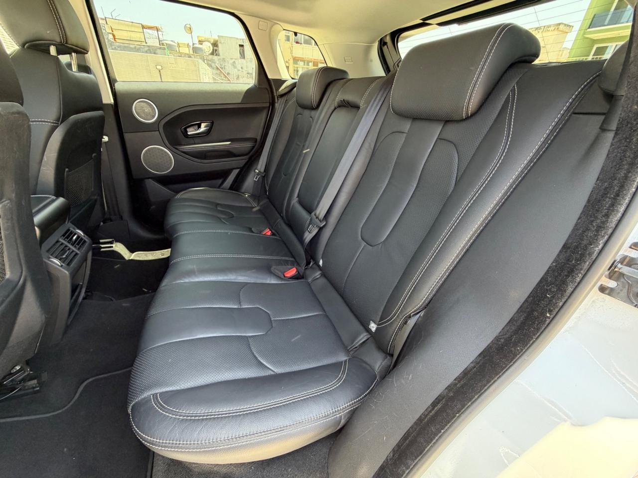 Land Rover Range Evoque 2.2 TD4 5p. Dynamic