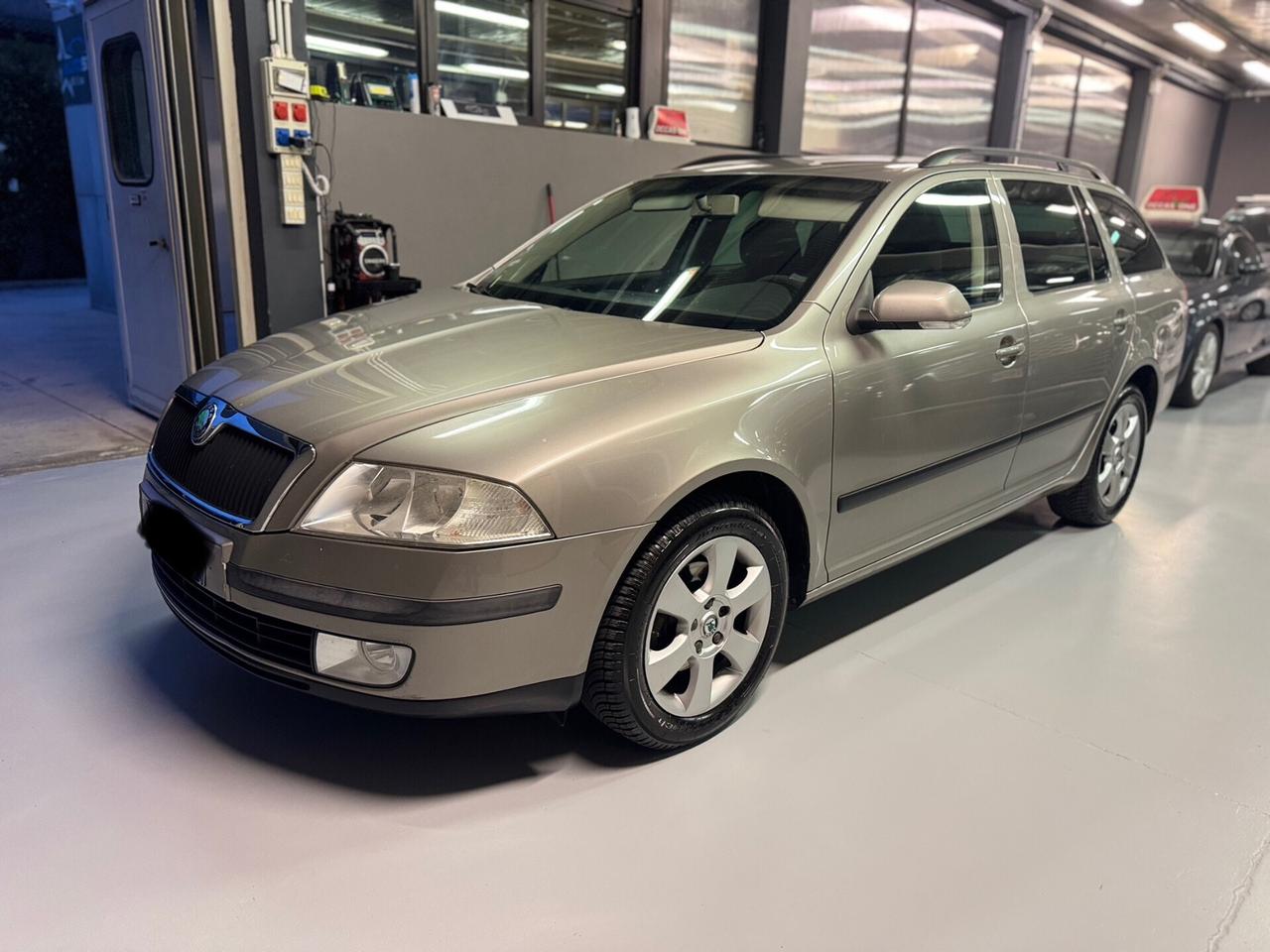 Skoda Octavia 1.6 Wagon Comfort