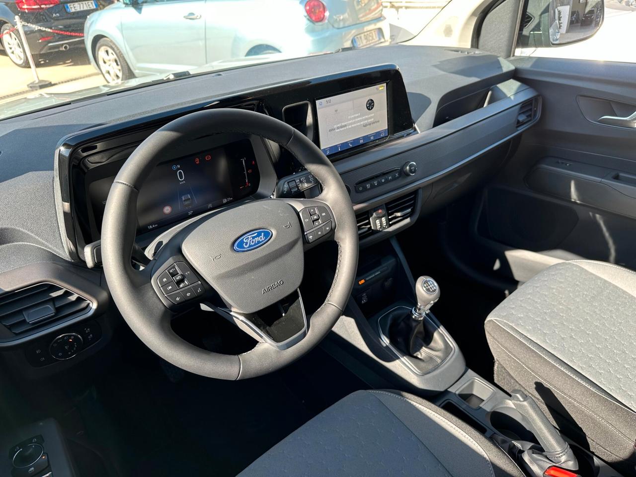 Ford Tourneo Courier 1.0 EcoBoost Titanium