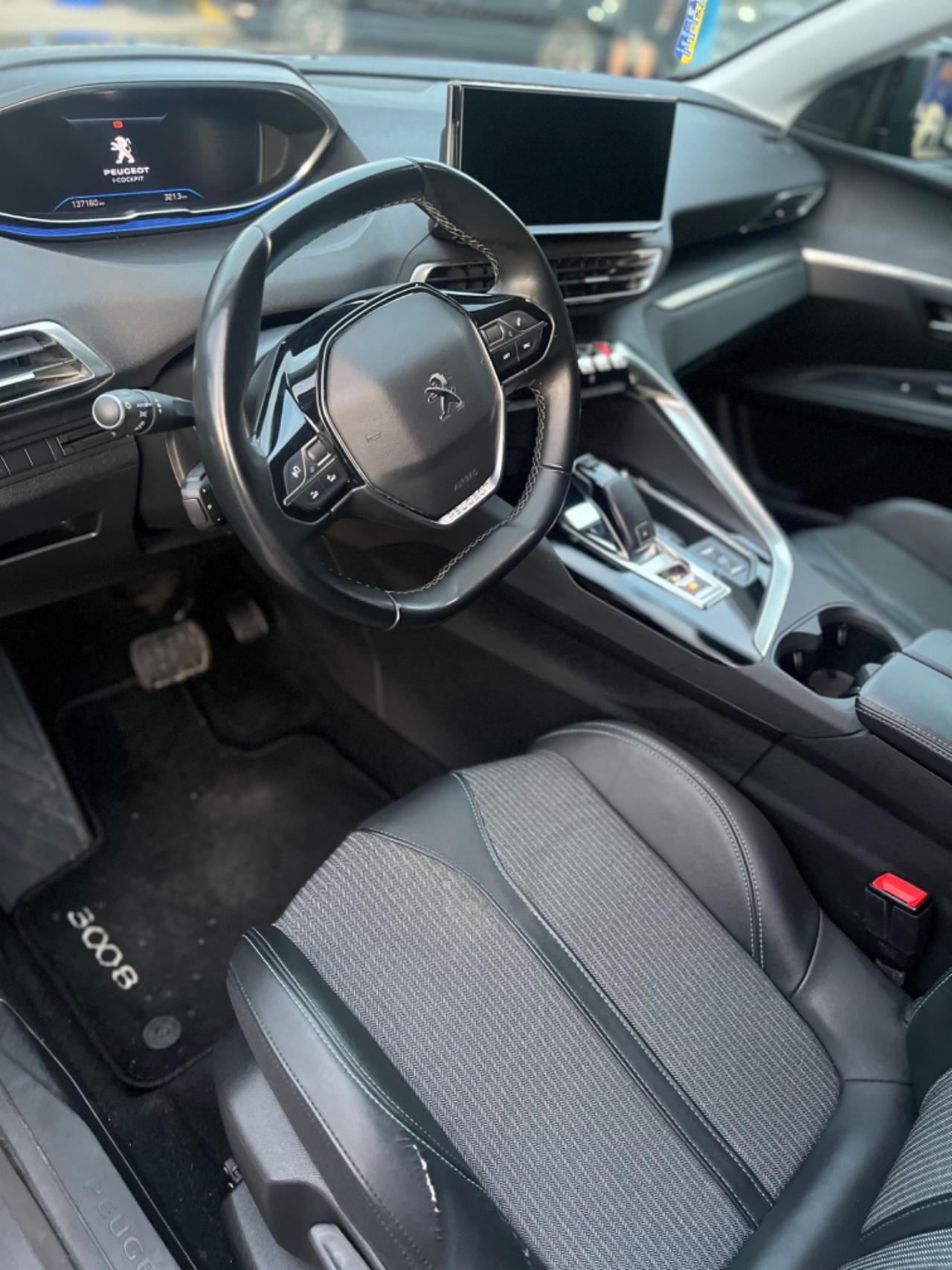 Peugeot 3008 BlueHDi 130 S&S Allure