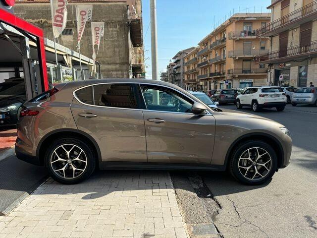 Alfa Romeo Stelvio 2.2 Turbodiesel 210 CV AT8 Q4 Super