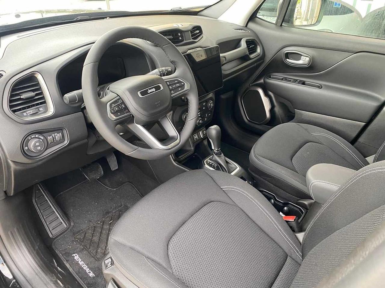 Jeep Renegade 1.5 Turbo T4 MHEV Altitude