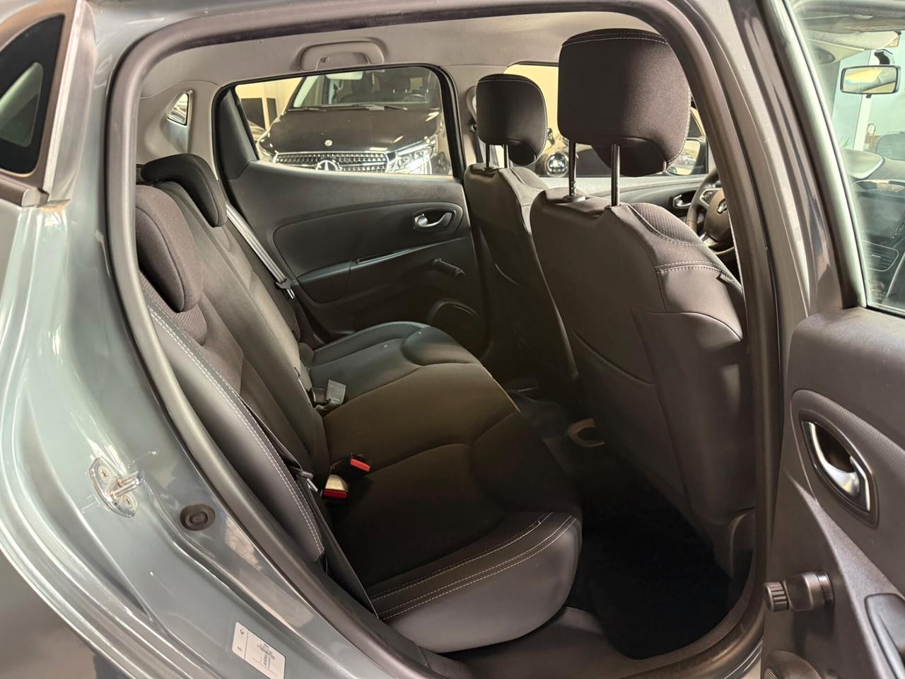 Renault Clio dCi 8V 90 CV 5 porte Moschino Intens