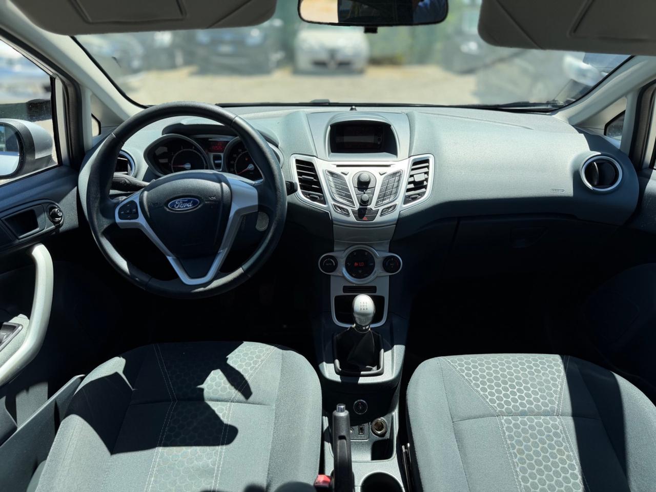 Ford Fiesta 1.4 5 porte Bz.- GPL Titanium