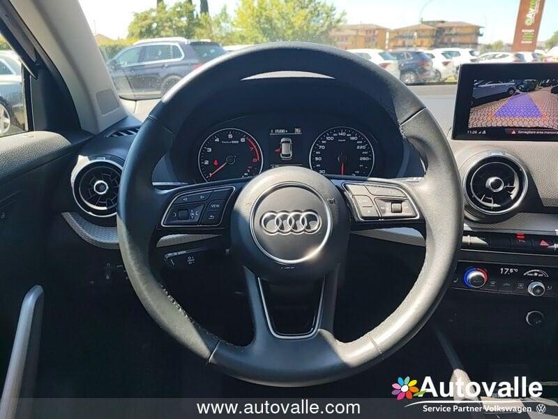 Audi Q2 35 TFSI S tronic Business