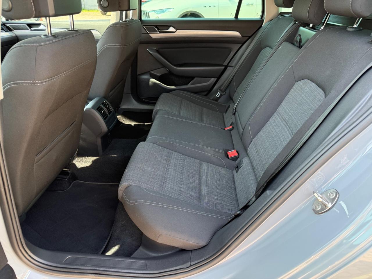 Passat Variant 2.0 TDI SCR EVO Business