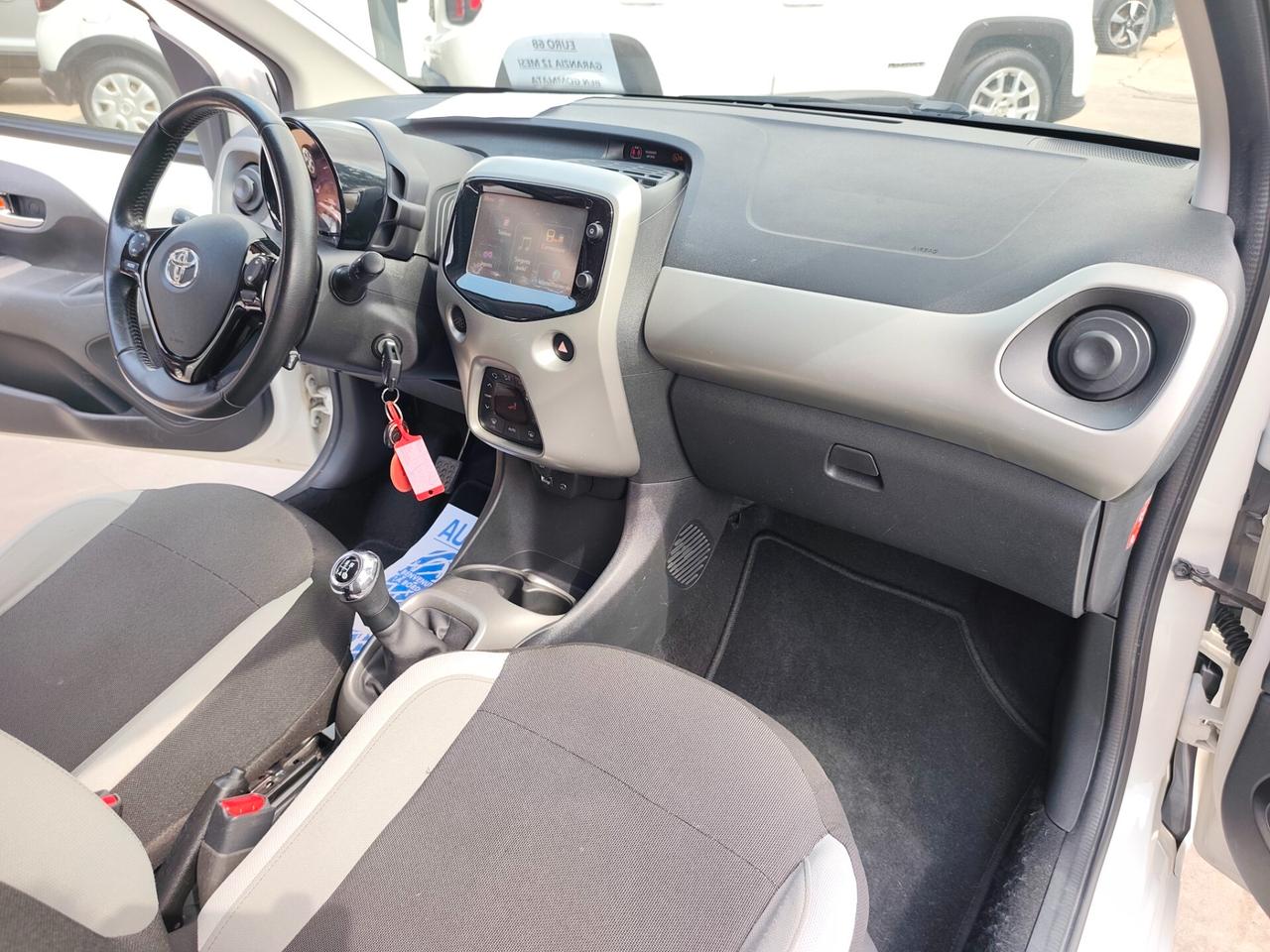 Toyota Aygo 1.0 BENZINA KM 83000 x-play
