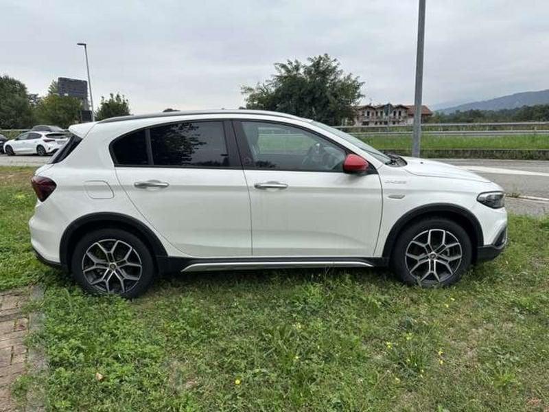 FIAT Tipo 5p 1.5 t4 hybrid (Red) 130cv dct